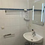 Einliegerwohnung Mit Wintergarten 克林麦克诺