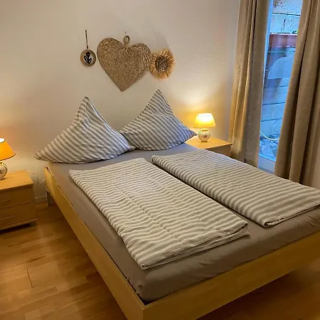 Einliegerwohnung Mit Wintergarten Appartement Kleinmachnow