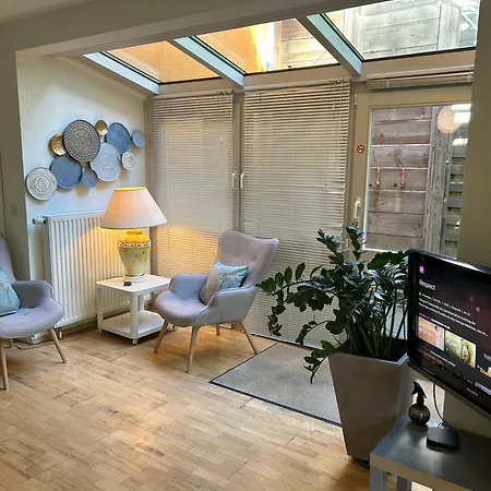 Einliegerwohnung Mit Wintergarten